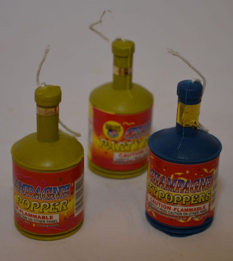 Novelty Fireworks – Champagne Party Poppers (1)